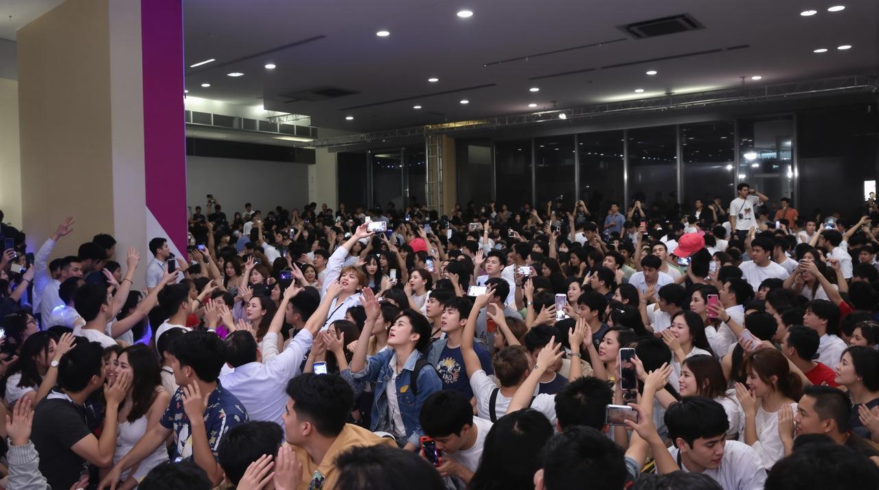 在线免费视频2026年度影迷见面会